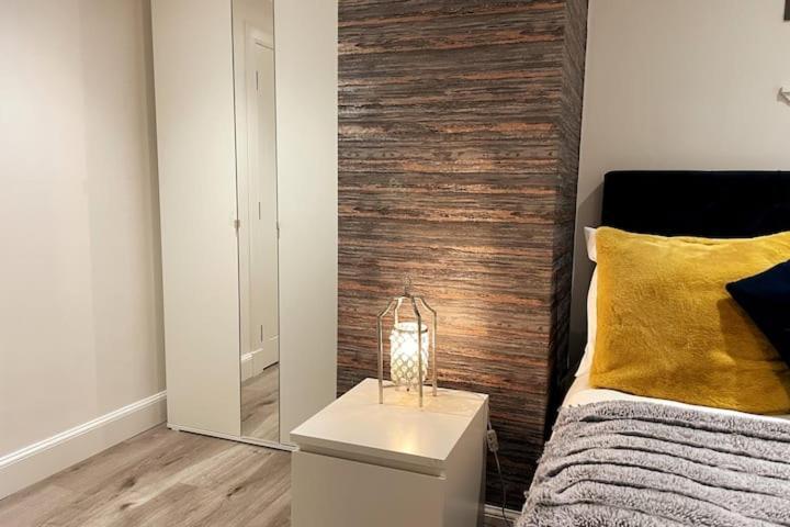 Lovely 3 Bedroom Apartment With Private Garden In Edinburgh City Centre Ngoại thất bức ảnh