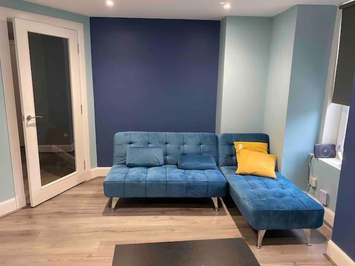 Lovely 3 Bedroom Apartment With Private Garden In Edinburgh City Centre Ngoại thất bức ảnh