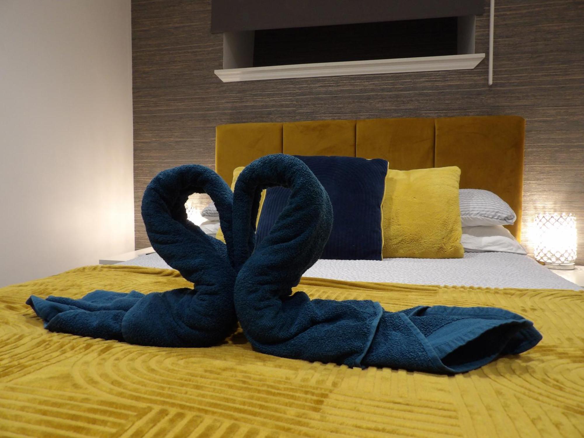 Lovely 3 Bedroom Apartment With Private Garden In Edinburgh City Centre Ngoại thất bức ảnh