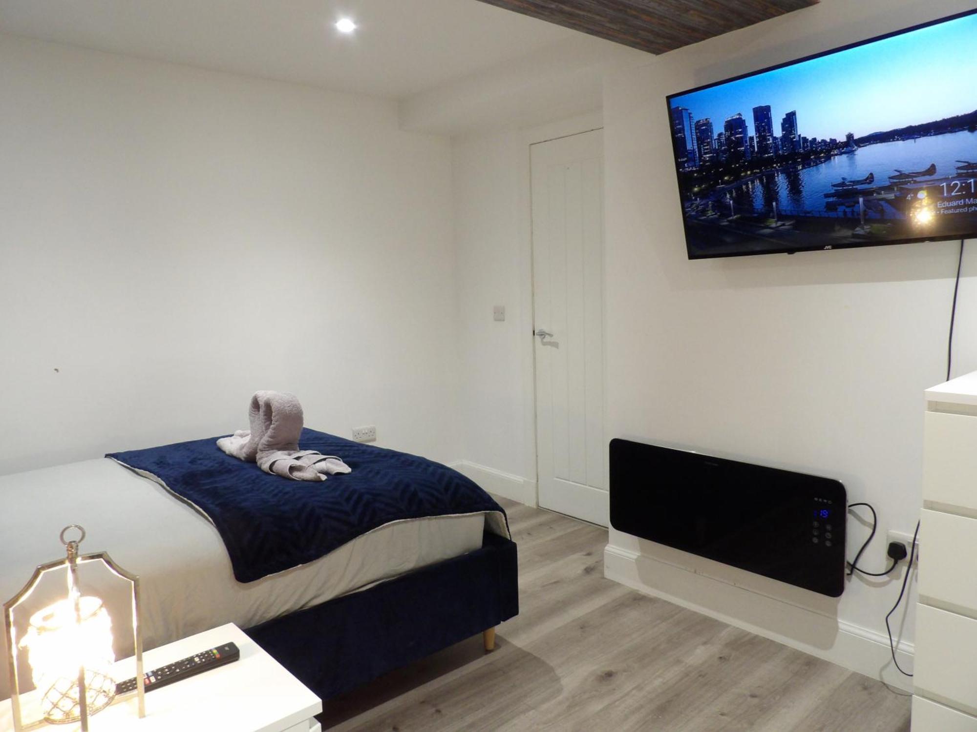 Lovely 3 Bedroom Apartment With Private Garden In Edinburgh City Centre Ngoại thất bức ảnh