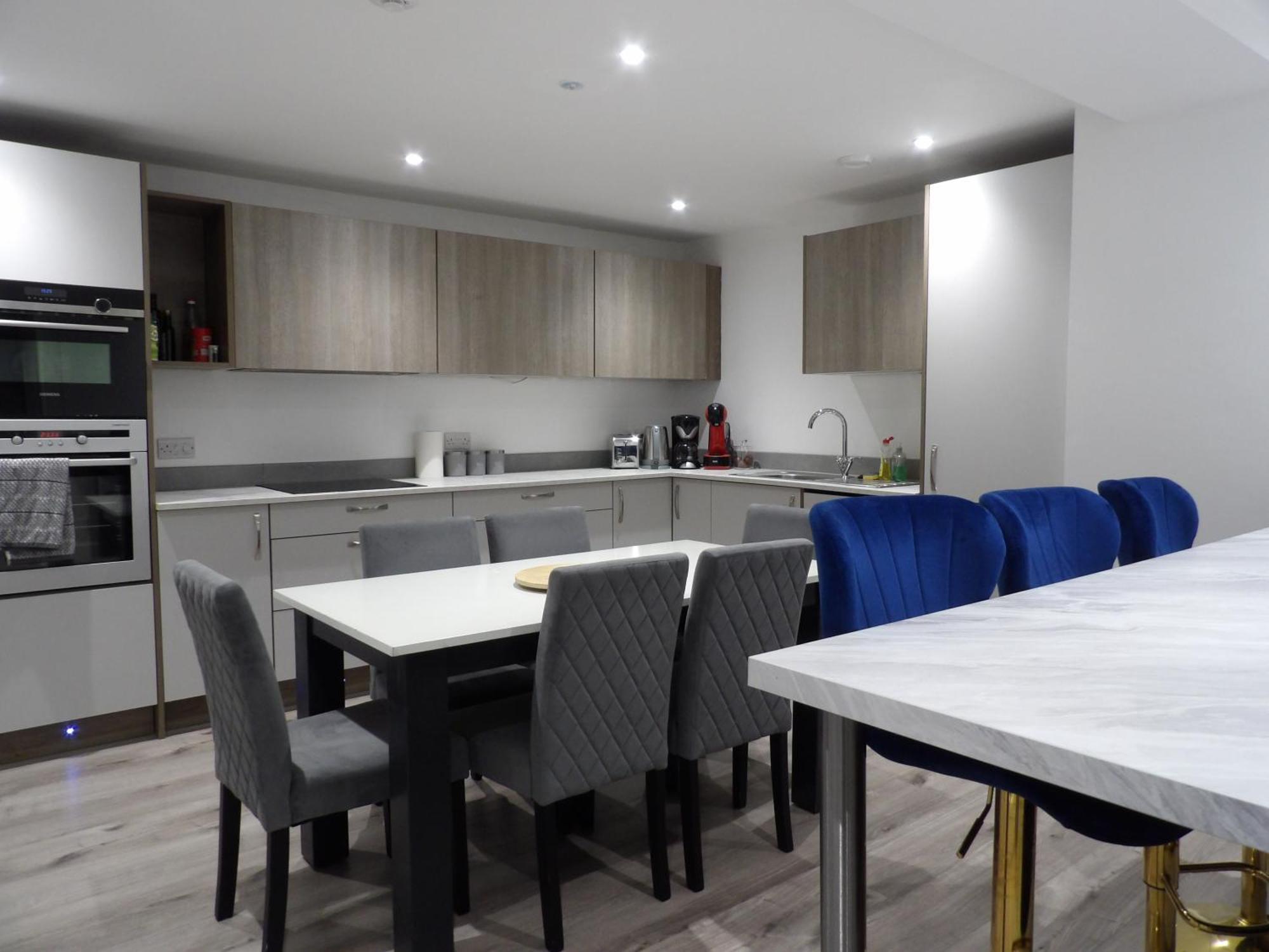 Lovely 3 Bedroom Apartment With Private Garden In Edinburgh City Centre Ngoại thất bức ảnh