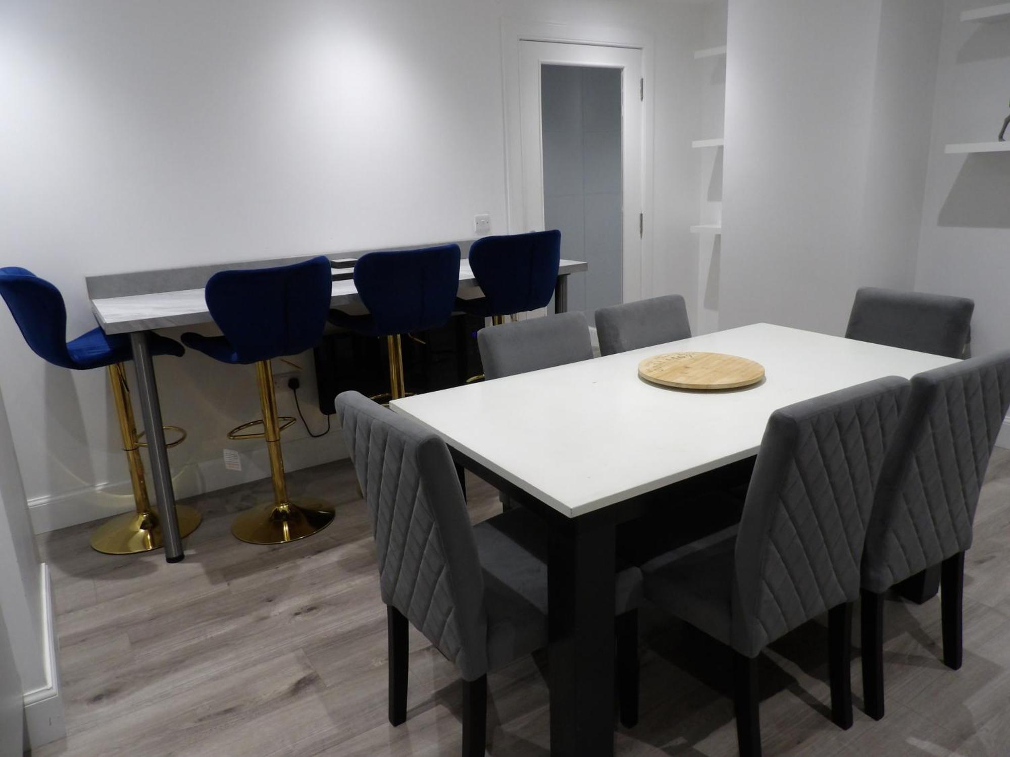 Lovely 3 Bedroom Apartment With Private Garden In Edinburgh City Centre Ngoại thất bức ảnh